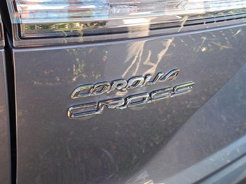 Celestite 2023 Toyota Corolla Cross L