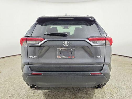 Magnetic Gray Metallic 2025 Toyota RAV4 XLE