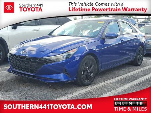 2022 Hyundai ELANTRA SEL