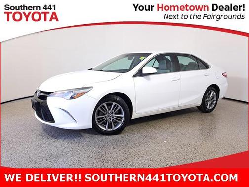 2017 Toyota Camry SE