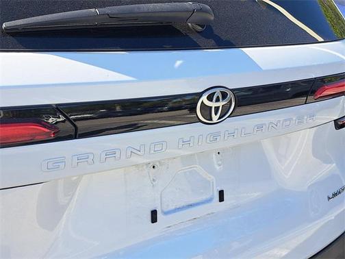 2024 Toyota Grand Highlander Limited