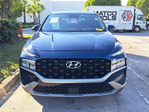 2021 Hyundai SANTA FE SE