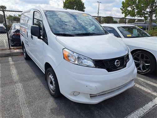 2021 Nissan NV200 S