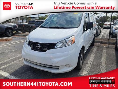 2021 Nissan NV200 S