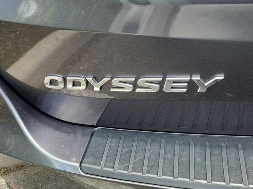 Gray 2018 Honda Odyssey EX-L