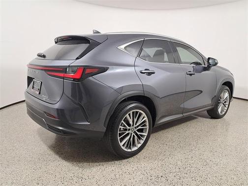 2025 Lexus NX 350h Premium