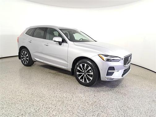 2023 Volvo XC60 B5 Plus Bright Theme