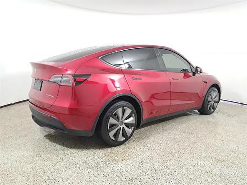 2024 Tesla Model Y Long Range Dual Motor All-Wheel Drive