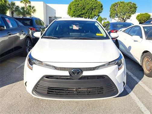 2025 Toyota Corolla LE
