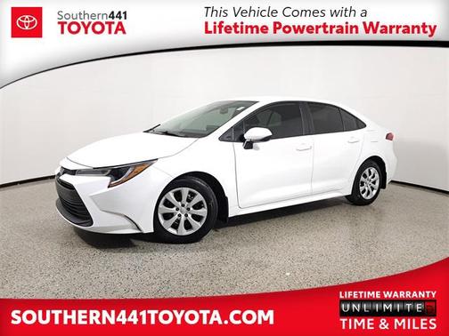 2025 Toyota Corolla LE