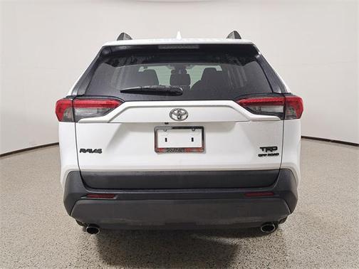 2021 Toyota RAV4 SE