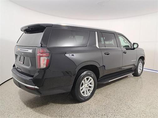 2021 Chevrolet Suburban LS