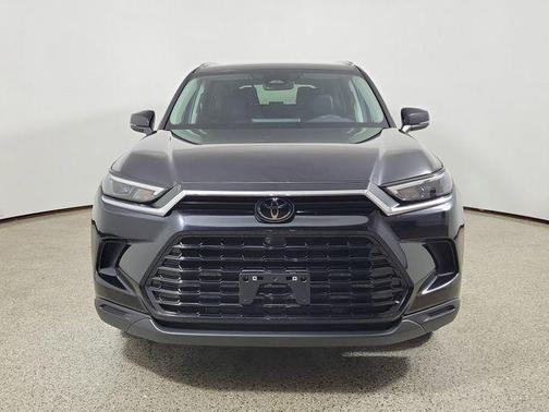 Midnight Black Metallic 2025 Toyota Grand Highlander XLE