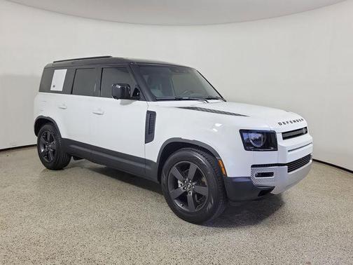 Fuji White 2024 Land Rover Defender 110 P300
