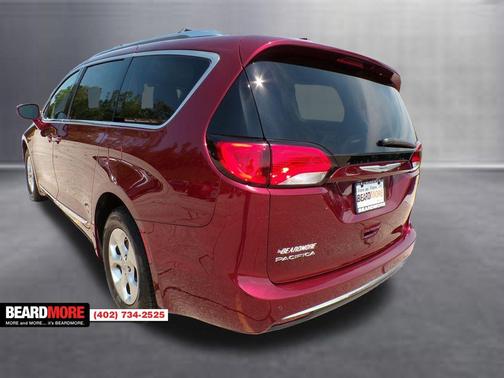 2017 Chrysler Pacifica Touring-L Plus