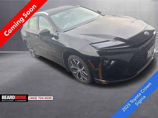 2025 Toyota Crown Signia XLE