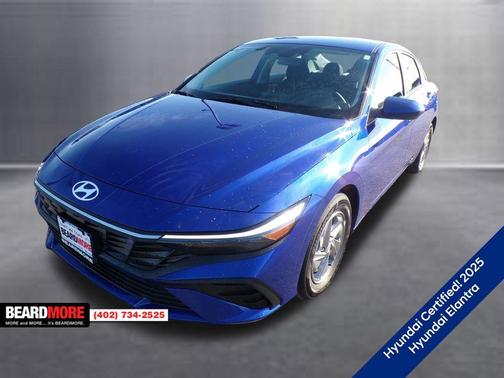 2025 Hyundai ELANTRA SE