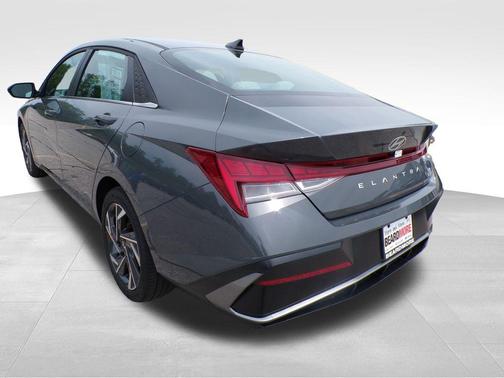 2025 Hyundai ELANTRA HEV Limited