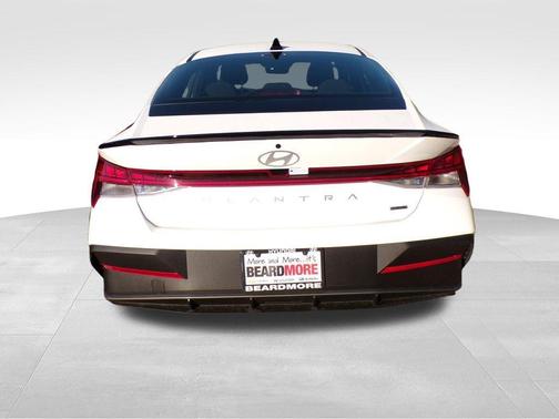 2025 Hyundai ELANTRA HEV SEL Sport