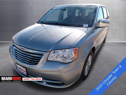 2015 Chrysler Town & Country Touring-L