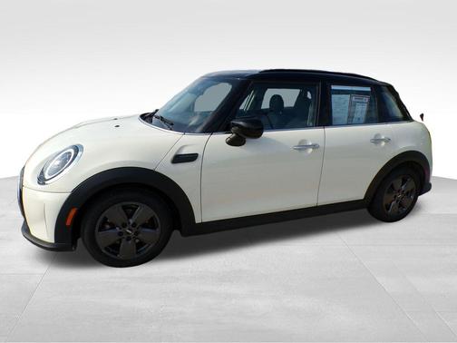 2023 MINI Hardtop Cooper