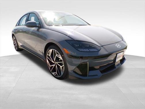2025 Hyundai IONIQ 6 SEL