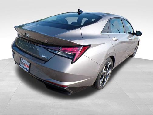 2022 Hyundai ELANTRA HEV Limited