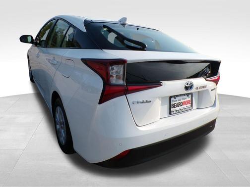 2020 Toyota Prius L