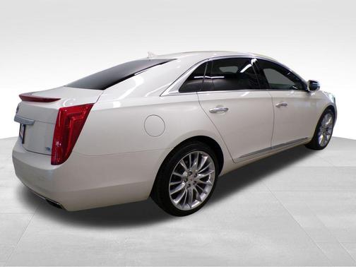 2013 Cadillac XTS Platinum