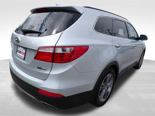 2015 Hyundai SANTA FE GLS
