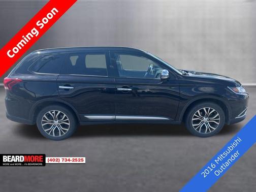 2016 Mitsubishi Outlander SE
