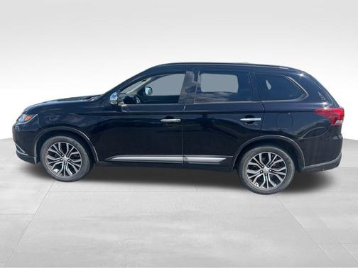 2016 Mitsubishi Outlander SE