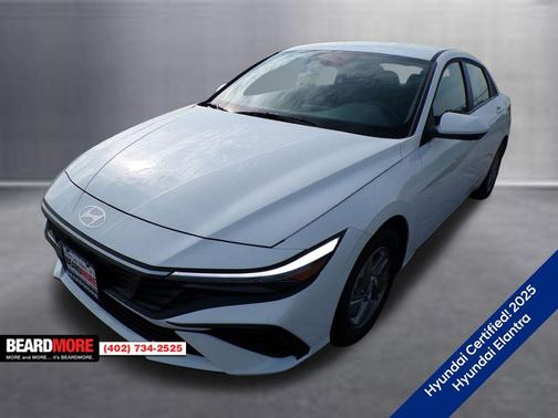 2025 Hyundai ELANTRA SE