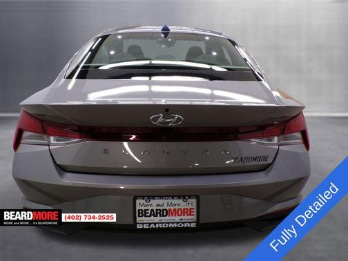 2023 Hyundai ELANTRA SE