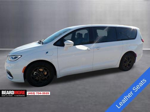 2022 Chrysler Pacifica Hybrid Limited