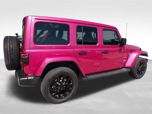 2022 Jeep Wrangler Unlimited 4xe Sahara