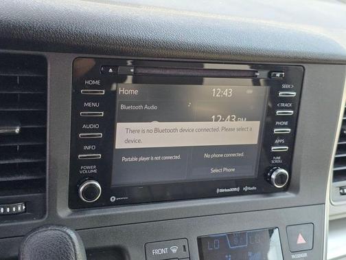 2018 Toyota Sienna LE