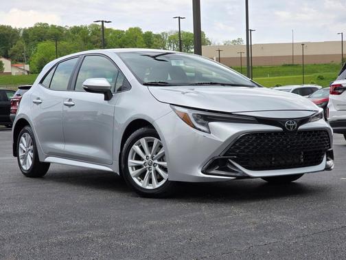 2023 Toyota Corolla Hatchback SE