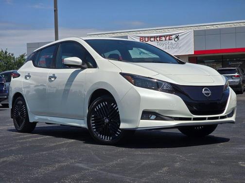 2024 Nissan Leaf SV PLUS