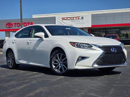 2018 Lexus ES 300h Base