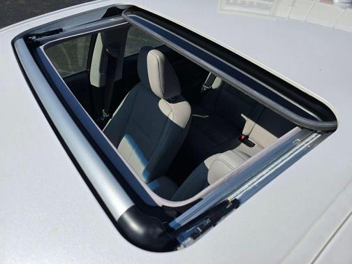 2018 Lexus ES 300h Base