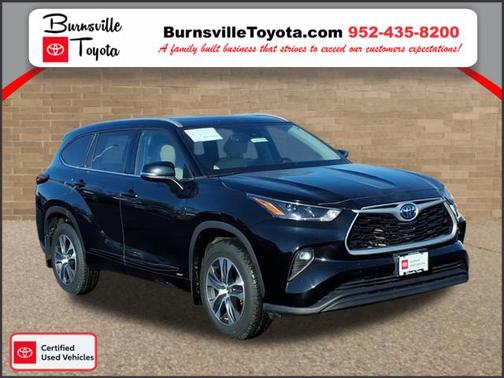 2022 Toyota Highlander Hybrid XLE