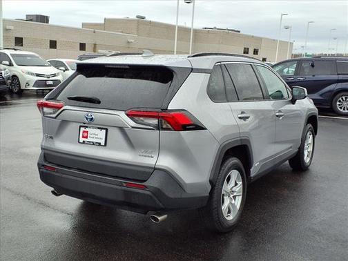 2021 Toyota RAV4 Hybrid XLE