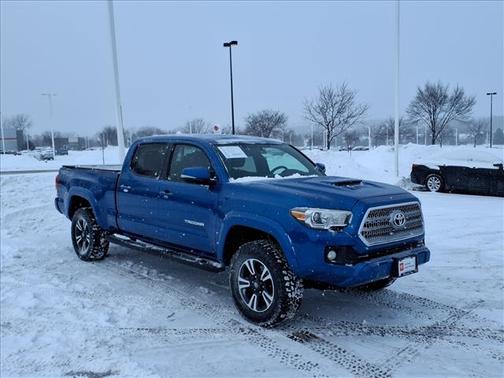 2017 Toyota Tacoma TRD Sport