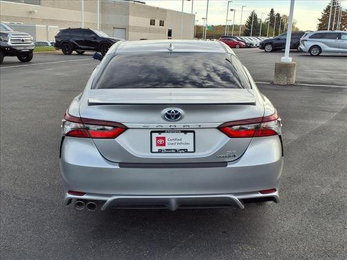 2023 Toyota Camry Hybrid SE