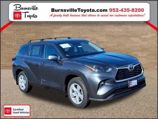 2022 Toyota Highlander LE