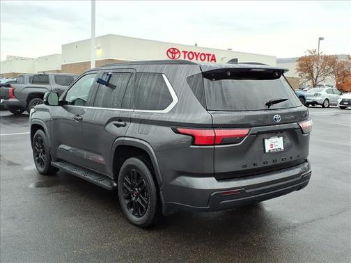 2024 Toyota Sequoia SR5