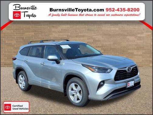 2022 Toyota Highlander LE