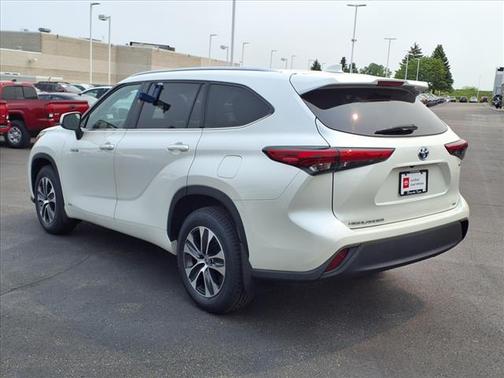 2021 Toyota Highlander Hybrid XLE