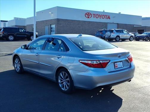 2017 Toyota Camry Hybrid XLE